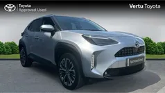 Silver Used 2022 Toyota Yaris Cross SUV | £20,284 (Fair price)