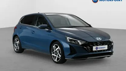 Used Hyundai i20 Premium 101 HP (74 kW) 2025 Blue Hatchback