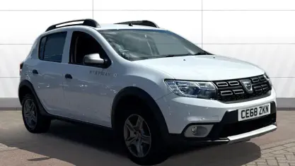 Used Dacia Sandero Essentiel 90 HP (66 kW) 2020 Hatchback