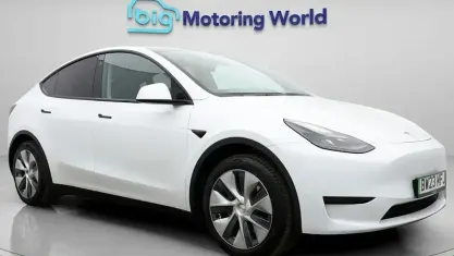 Used Tesla Model Y Standard Range 219 kW (299 HP) 2023 White SUV
