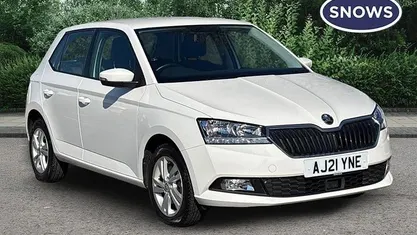 Used Skoda Fabia SE 95 HP (69 kW) 2021 White Hatchback