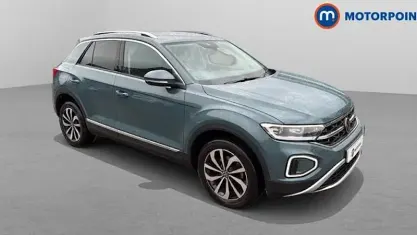 Used VW T-Roc Style 150 HP (110 kW) 2023 Blue SUV