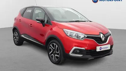 Used Renault Captur Iconic 90 HP (66 kW) 2018 Red/black SUV