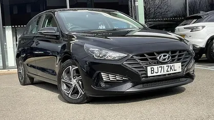 Used Hyundai i30 SE 120 HP (88 kW) 2024 Hatchback