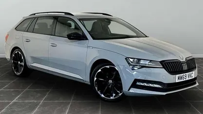 Used 2019 Skoda Superb SportlinePlus Estate | £11,995 (Fair price)
