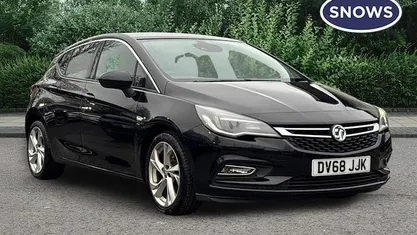 Used Vauxhall Astra SRi 200 HP (147 kW) 2019 Hatchback