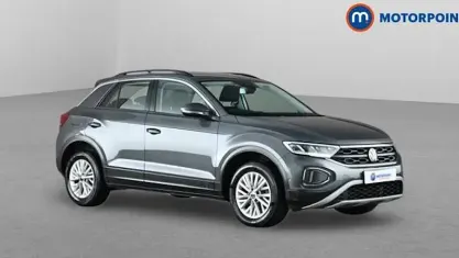 Used VW T-Roc Life 150 HP (110 kW) 2025 SUV