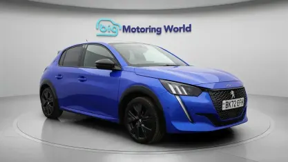 Used Peugeot 208 GT 131 HP (96 kW) 2022 Blue Hatchback