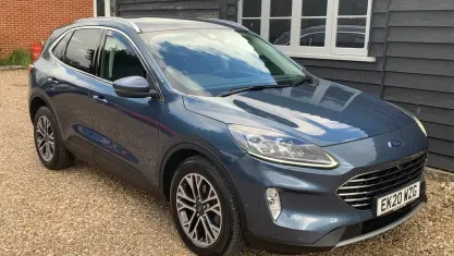 Used Ford Kuga Titanium 150 HP (110 kW) 2020 Blue SUV