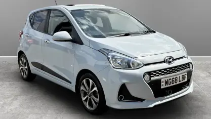 Used Hyundai i10 Premium SE 88 HP (64 kW) 2020 Hatchback