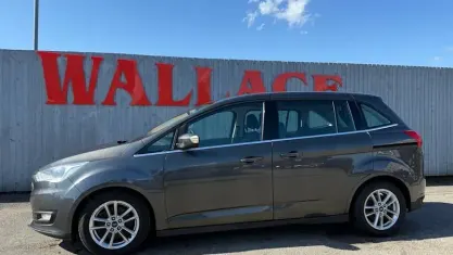 Used Ford Grand C-Max Zetec 120 HP (88 kW) 2019 MPV
