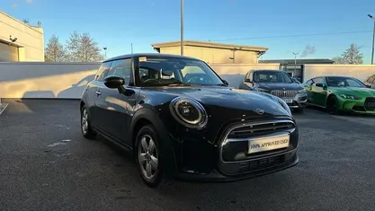 Black Used 2022 Mini Cooper Classic Hatchback | £16,981 (Fair price)