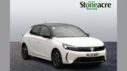 Used Vauxhall Corsa 101 HP (74 kW) 2025 White Hatchback