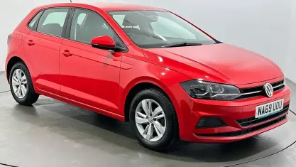 Used VW Polo SE 65 HP (47 kW) 2019 Red Hatchback
