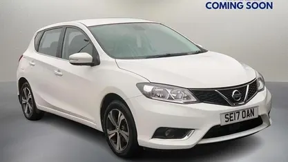 Used Nissan Pulsar Acenta 116 HP (85 kW) 2017 White Hatchback