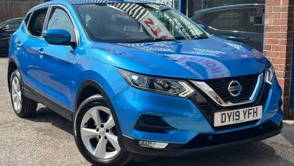 Used Nissan Qashqai Acenta Premium 116 HP (85 kW) 2019 Blue SUV