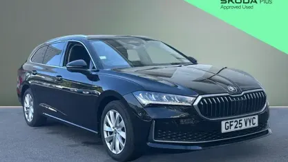 Used Skoda Superb SE Technology 150 HP (110 kW) 2025 Black Estate