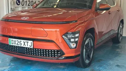 Used Hyundai Kona Advanced 114 kW (156 HP) 2025 Orange SUV