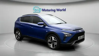 Używany Hyundai Bayon Premium 101 KM (74 kW) 2023 Niebieski SUV