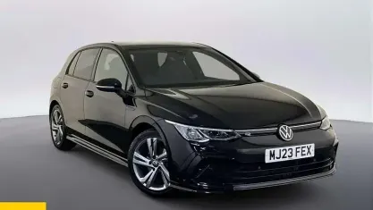 Second-hand VW Golf VIII R-line 150 CP (110 kW) 2023 Hatchback