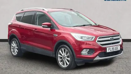 Used Ford Kuga Titanium 150 HP (110 kW) 2019 Red SUV