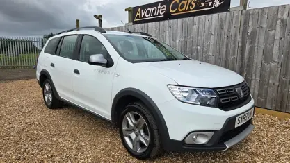 Used Dacia Logan MCV Comfort 95 HP (69 kW) 2019 White Estate