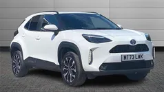 Pure white Used 2023 Toyota Yaris Cross Design SUV | £21,450 (Fair price)