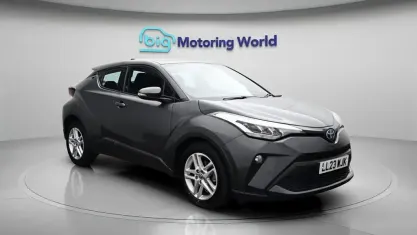 Used Toyota C-HR 122 HP (89 kW) 2023 Grey SUV