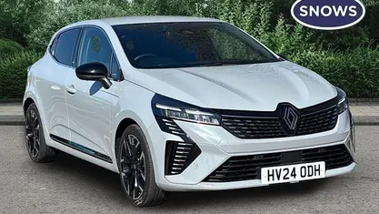 Used Renault Clio V Techno 143 HP (105 kW) 2024 Hatchback