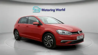 Used VW Golf VII Match 116 HP (85 kW) 2019 Red Hatchback