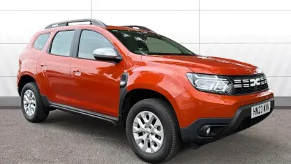 Used Dacia Duster Expression 90 HP (66 kW) 2023 Orange SUV
