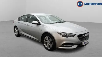 Used 2018 Vauxhall Insignia Design Edition Hatchback | £8,499 (Fair price)