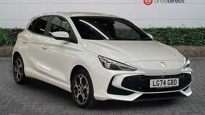 White Used 2025 MG MG3 Trophy Hatchback | £14,700 (Fair price)