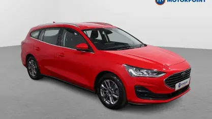 Używany Ford Focus Titanium 155 KM (114 kW) 2022 Czerwony Kombi