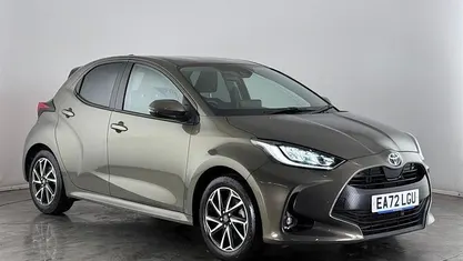 Used 2025 Toyota Yaris Hybrid Design Hatchback | £17,400 (Super price)