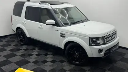 Used Land Rover Discovery 4 HSE 256 HP (188 kW) 2015 SUV