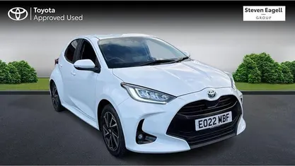 Used 2025 Toyota Yaris Hybrid Design Hatchback | £19,800 (Fair price)