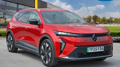 Used Renault Scenic E-Tech Techno 160 kW (218 HP) 2025 Red SUV