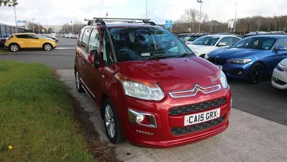 Used Citroën C3 Exclusive 99 HP (72 kW) 2015 MPV