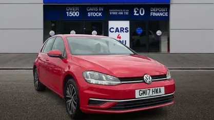 Used VW Golf VII SE 125 HP (91 kW) 2017 Red Hatchback