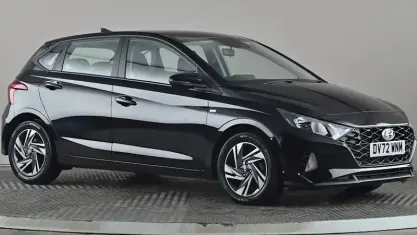 Begagnad Hyundai i20 SE 101 HK (74 kW) 2022 Svart Halvkombi