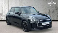 Black Used 2024 Mini Cooper Comfort Hatchback | £21,877 (Fair price)