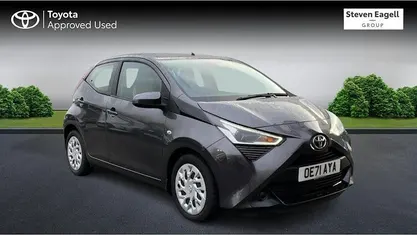 Used 2021 Toyota Aygo X-play Hatchback | £11,821 (Fair price)