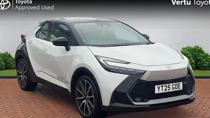 Used 2025 Toyota C-HR Sport SUV | £28,990 (Fair price)