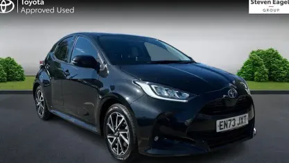 Used Toyota Yaris Design 116 HP (85 kW) 2024 Black Hatchback