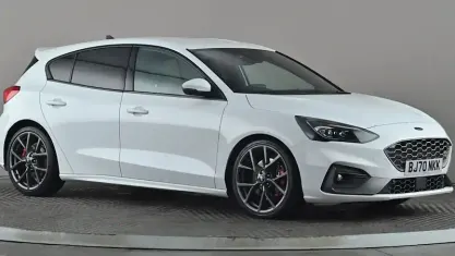 Used Ford Focus ST 190 HP (139 kW) 2021 White Hatchback