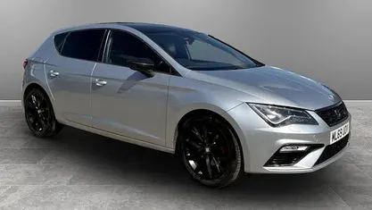 Begagnad Seat Leon Black Edition 150 HK (110 kW) 2020 Halvkombi