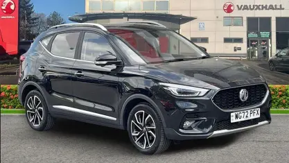 Used MG ZS Exclusive 111 HP (81 kW) 2023 Sedan