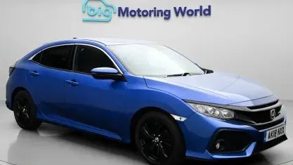 Begagnad Honda Civic SR 129 HK (94 kW) 2018 Blå Halvkombi
