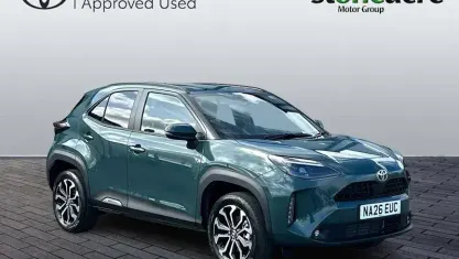 Used Toyota Yaris Cross Design 128 HP (94 kW) 2026 Green SUV